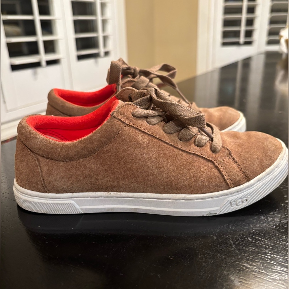 UGG Karine Chestnut Sneakers with Red Interior, Size US 5 / EU36